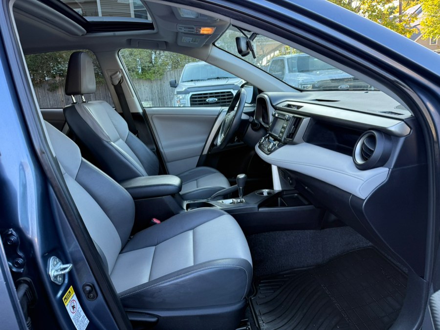 2013 Toyota RAV4 Limited - Photo 18