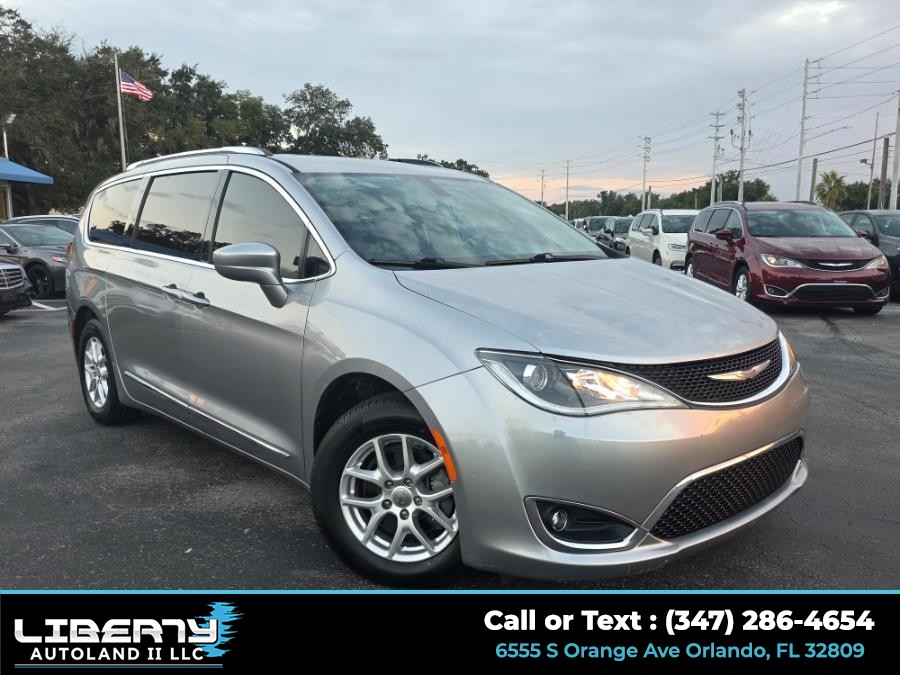 Used 2020 Chrysler Pacifica in Orlando, Florida | Liberty Autoland II LLC. Orlando, Florida