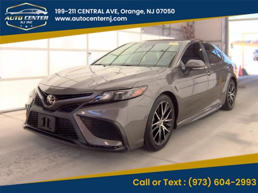 Used Toyota Camry SE Auto (Natl) 2022 | Auto Center NJ Inc. Orange, New Jersey