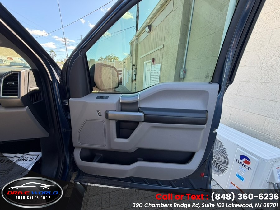 2017 Ford F-150 XLT - Photo 32