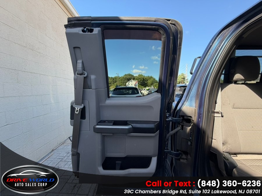 2017 Ford F-150 XLT - Photo 36