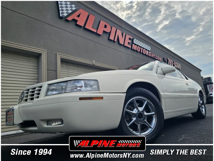 Used 2002 Cadillac Eldorado in Wantagh, New York | Alpine Motors Inc. Wantagh, New York
