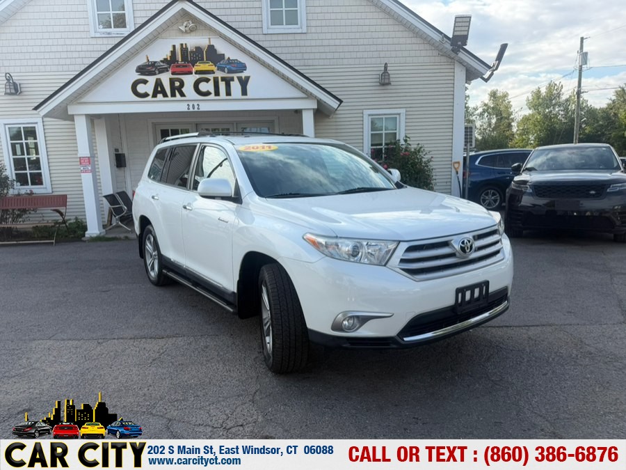 2011 Toyota Highlander 4WD 4dr V6  Limited (Natl), available for sale in East Windsor, Connecticut | Car City LLC. East Windsor, Connecticut