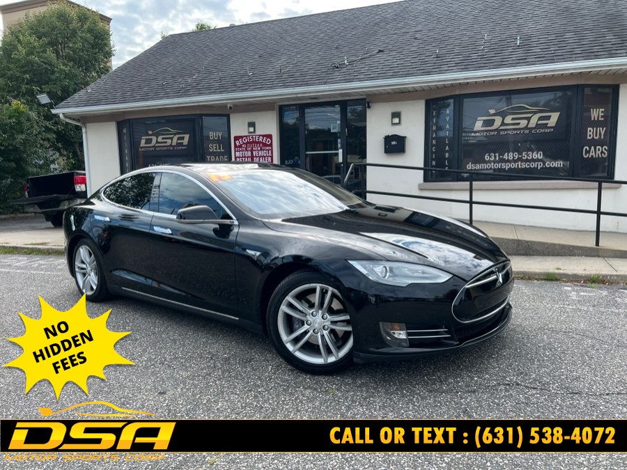 Used 2013 Tesla Model S in Commack, New York | DSA Motor Sports Corp. Commack, New York