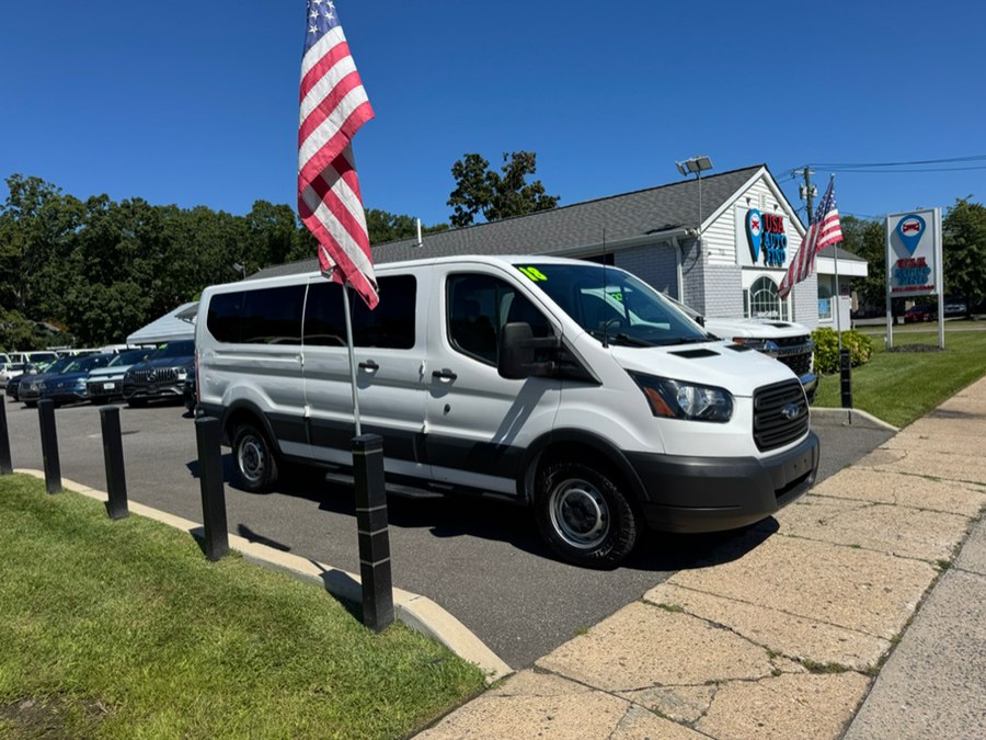 2018 Ford Transit Passenger 350 XL Low Roof LWB RWD with 60/40 Passenger-Side Doors