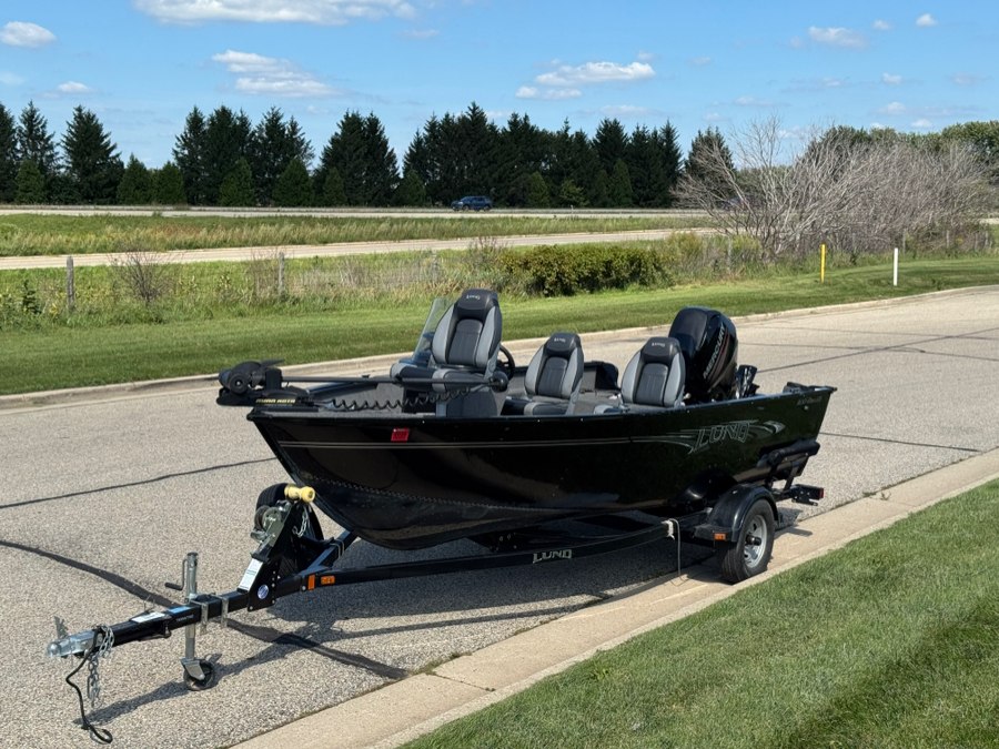 2016 Lund 1650 Rebel XS Fishing Boat, available for sale in Darien, Wisconsin | Geneva Motor Cars. Darien, Wisconsin