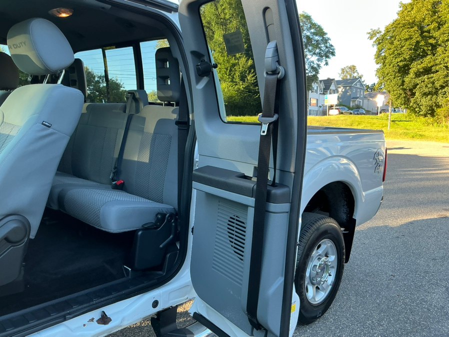 2015 Ford F-250 Super Duty XLT - Photo 19