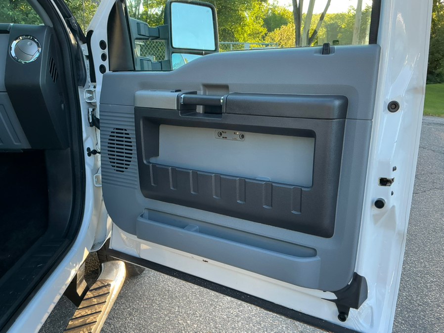 2015 Ford F-250 Super Duty XLT - Photo 21