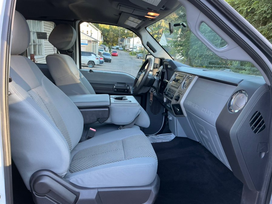 2015 Ford F-250 Super Duty XLT - Photo 23