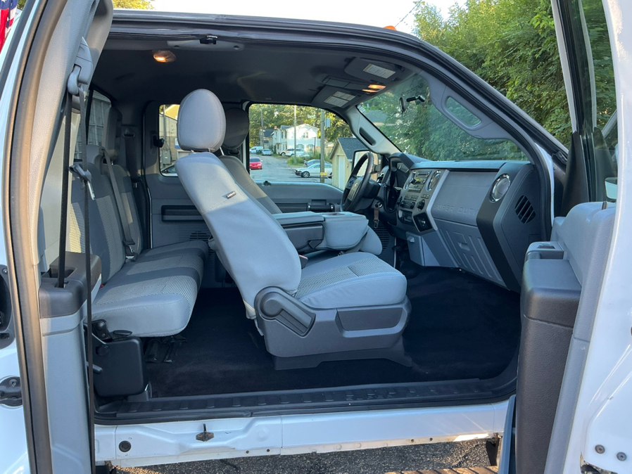 2015 Ford F-250 Super Duty XLT - Photo 25