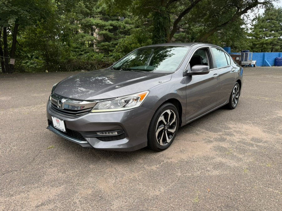Used 2017 Honda Accord Sedan in Meriden, Connecticut | T E A M Auto Center. Meriden, Connecticut