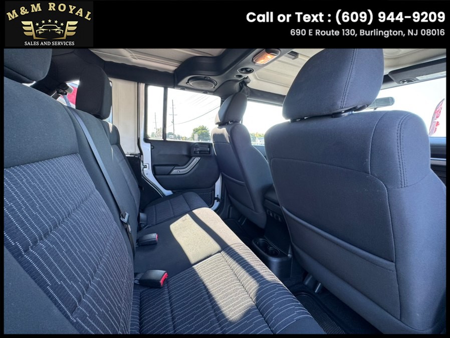 2012 Jeep Wrangler Unlimited Sport - Photo 15