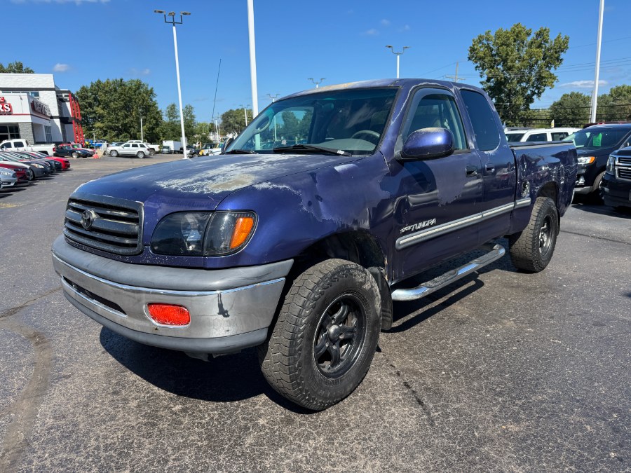 2001 Toyota Tundra Access Cab V8 Auto SR5 (Natl), available for sale in Ortonville, Michigan | Marsh Auto Sales LLC. Ortonville, Michigan
