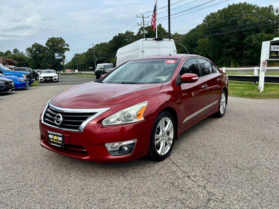 2015 Nissan Altima 4dr Sdn V6 3.5 SL, available for sale in South Windsor, Connecticut | Mike And Tony Auto Sales, Inc. South Windsor, Connecticut