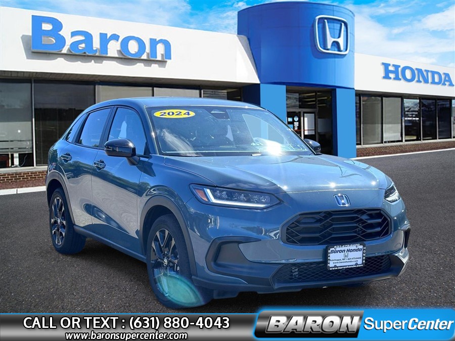 Used 2024 Honda Hr-v in Patchogue, New York | Baron Supercenter. Patchogue, New York