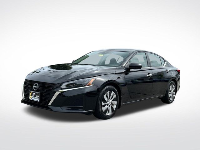 Used 2024 Nissan Altima in Torrington, Connecticut | Northwest Hills. Torrington, Connecticut