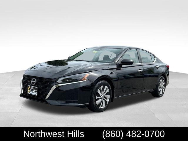 Used 2024 Nissan Altima in Torrington, Connecticut | Northwest Hills. Torrington, Connecticut