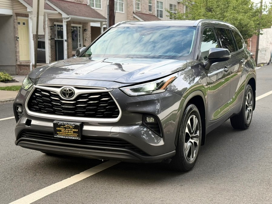 2021 Toyota Highlander XLE AWD (Natl), available for sale in Irvington, New Jersey | General Auto Group. Irvington, New Jersey
