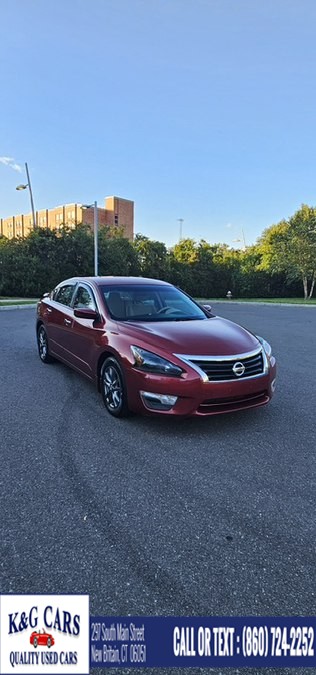 Used 2015 Nissan Altima in New Britain, Connecticut | K and G Cars . New Britain, Connecticut