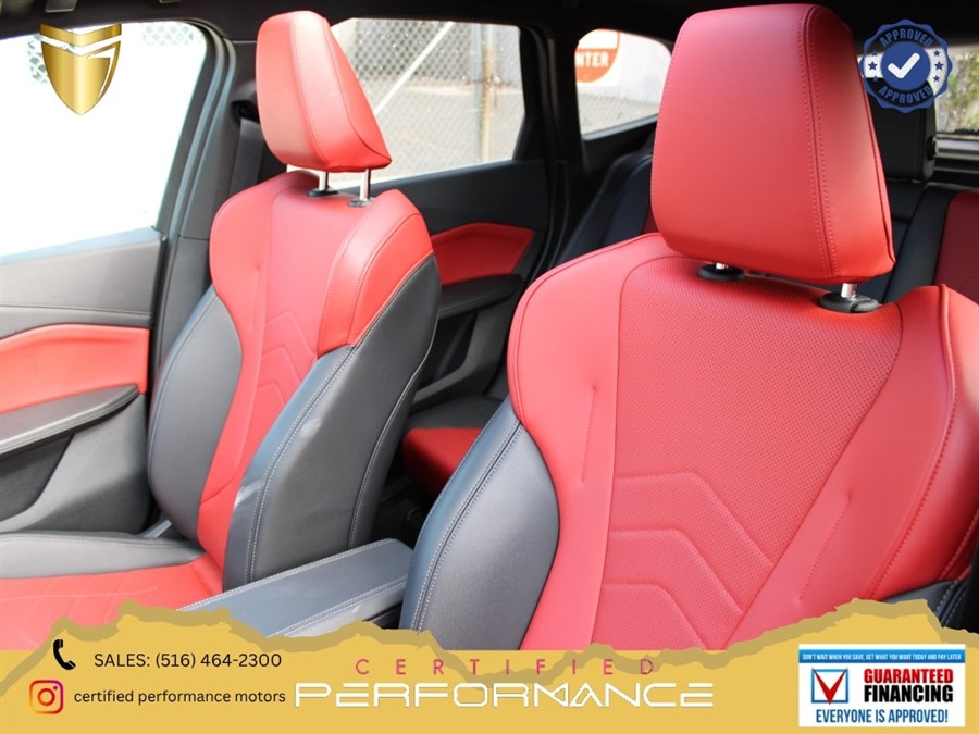 Used 2025 BMW X1 in Valley Stream, New York | Certified Performance Motors. Valley Stream, New York