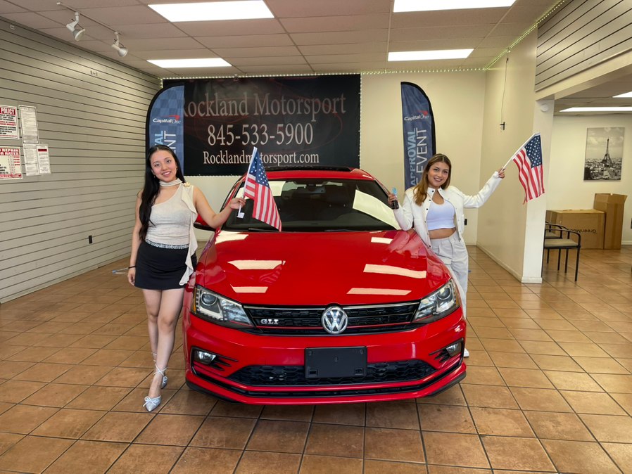 Used 2016 Volkswagen Jetta Sedan in Suffern, New York | Rockland Motor Sport. Suffern, New York