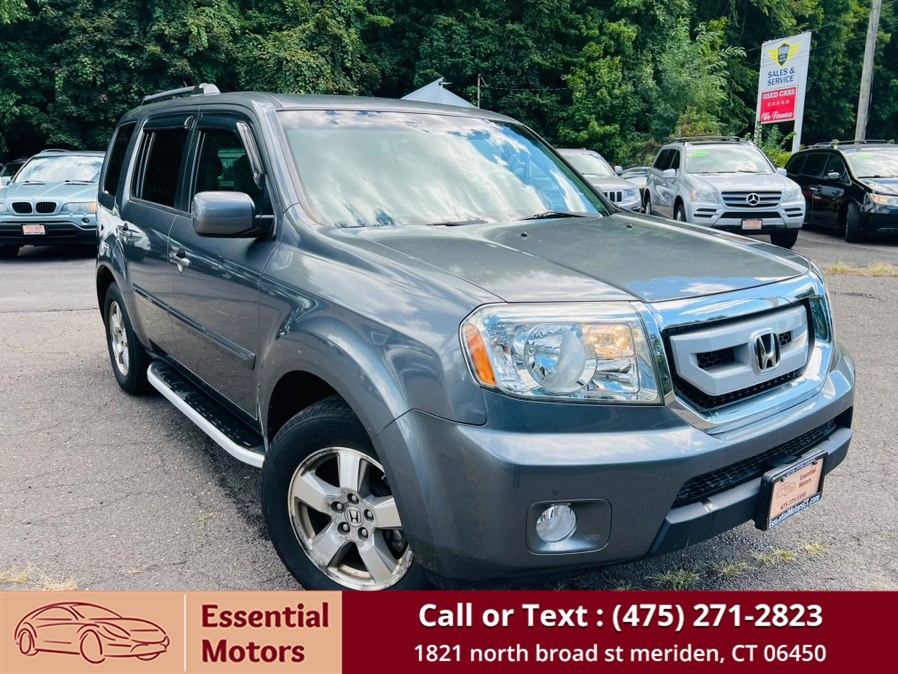 Used 2011 Honda Pilot in Meriden, Connecticut | Essential Motors. Meriden, Connecticut