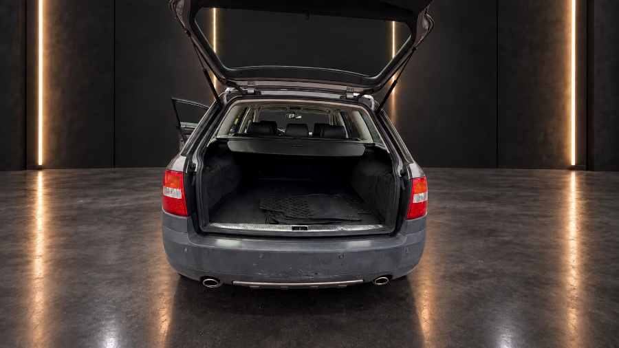 2004 Audi Allroad quattro Base - Photo 4