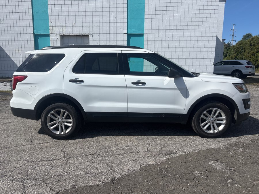 Used 2017 Ford Explorer in Milford, Connecticut | Dealertown Auto Wholesalers. Milford, Connecticut