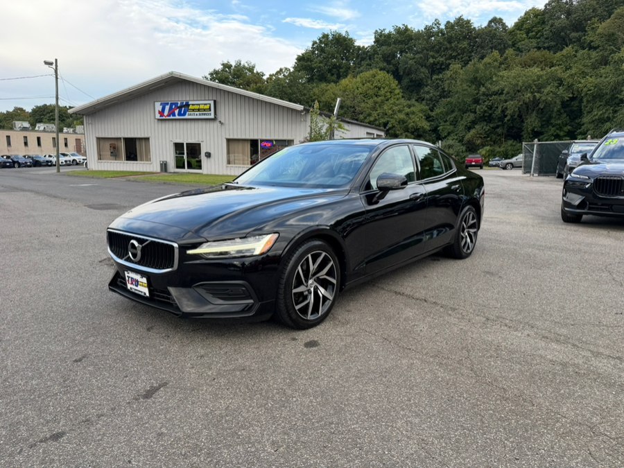 Used Volvo S60 T6 AWD Momentum 2019 | Tru Auto Mall. Berlin, Connecticut
