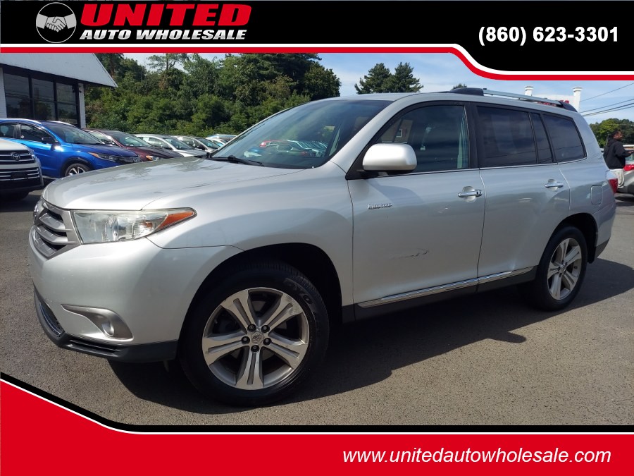 Used 2013 Toyota Highlander in East Windsor, Connecticut | United Auto Sales of E Windsor, Inc. East Windsor, Connecticut