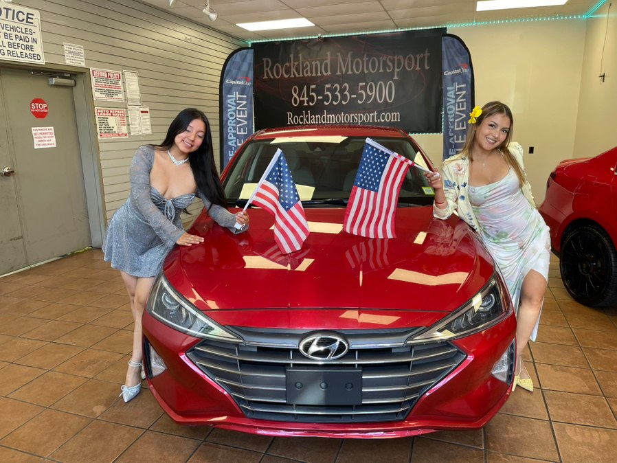 Used 2020 Hyundai Elantra in Suffern, New York | Rockland Motor Sport. Suffern, New York