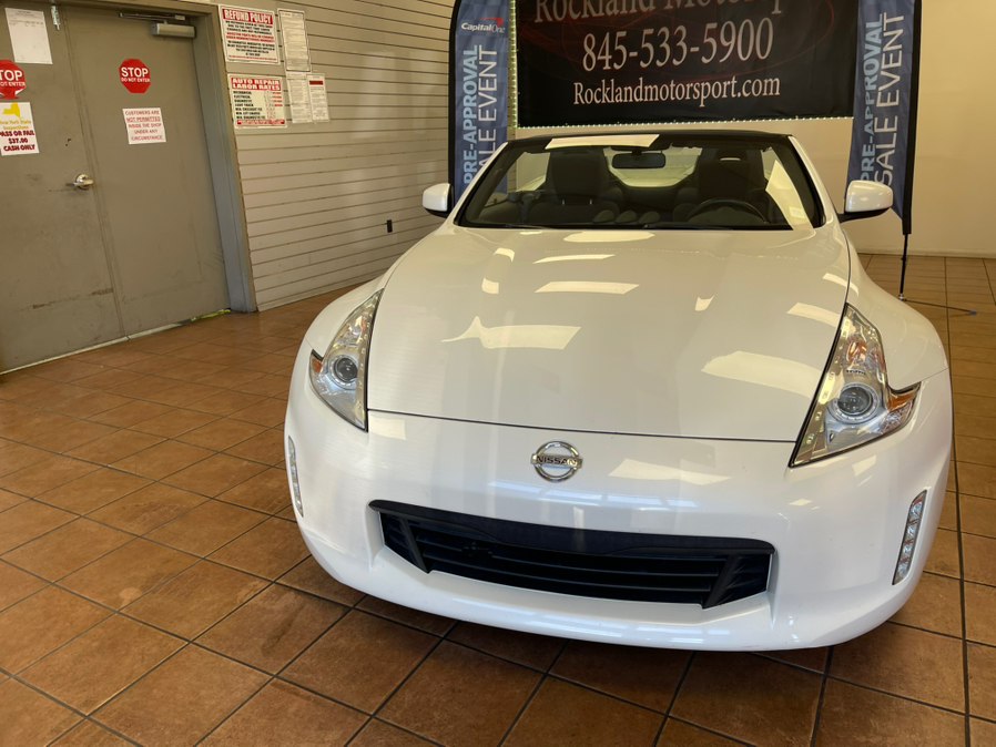 Used 2016 Nissan 370Z in Suffern, New York | Rockland Motor Sport. Suffern, New York
