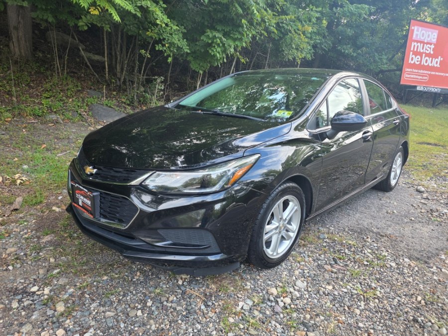 2017 Chevrolet Cruze 4dr Sdn 1.4L LT w/1SD, available for sale in Bloomingdale, New Jersey | Bloomingdale Auto Group. Bloomingdale, New Jersey