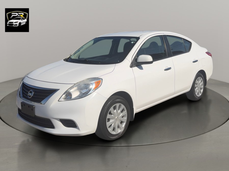 Used 2012 Nissan Versa in Placentia, California | Primeride Motors Inc. Placentia, California