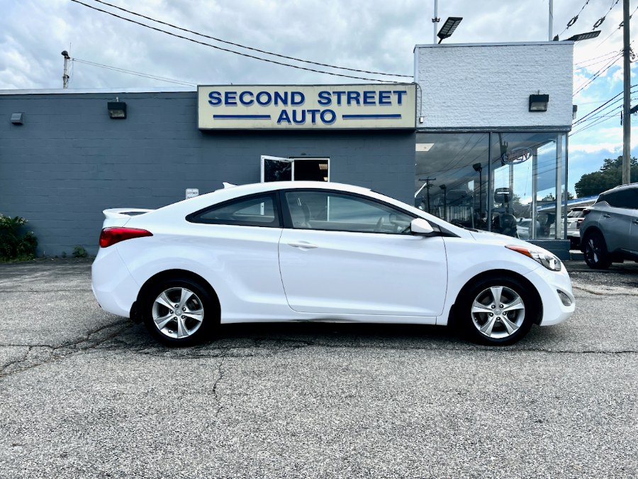 Used 2013 Hyundai Elantra Coupe in Manchester, New Hampshire | Second Street Auto Sales Inc. Manchester, New Hampshire