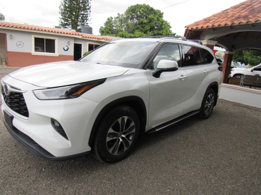 Used 2022 Toyota Highlander in San Francisco de Macoris Rd, Dominican Republic | Hilario Auto Import. San Francisco de Macoris Rd, Dominican Republic