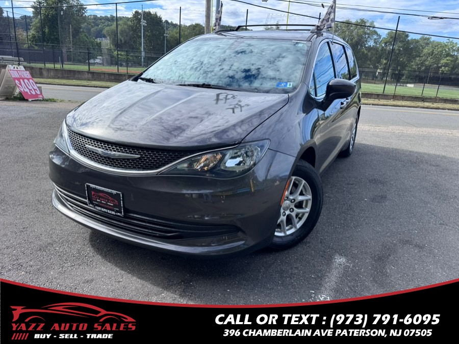 2017 Chrysler Pacifica Touring FWD, available for sale in Paterson, New Jersey | Yazz Auto Sales. Paterson, New Jersey