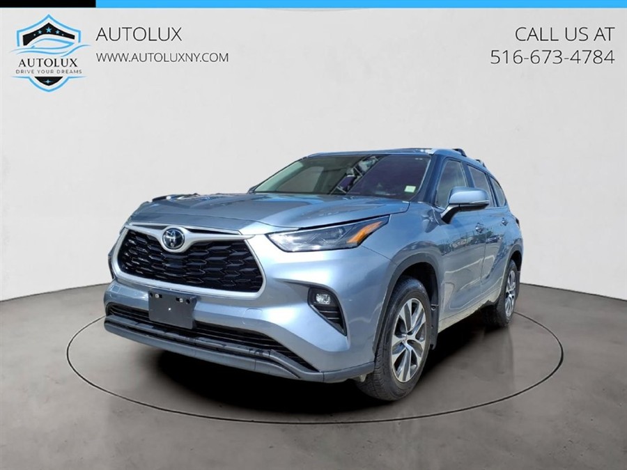 Used 2023 Toyota Highlander in Elmont, New York | AutoLux. Elmont, New York