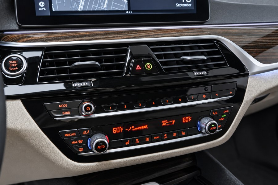 2023 BMW 5 Series 540i - Photo 27