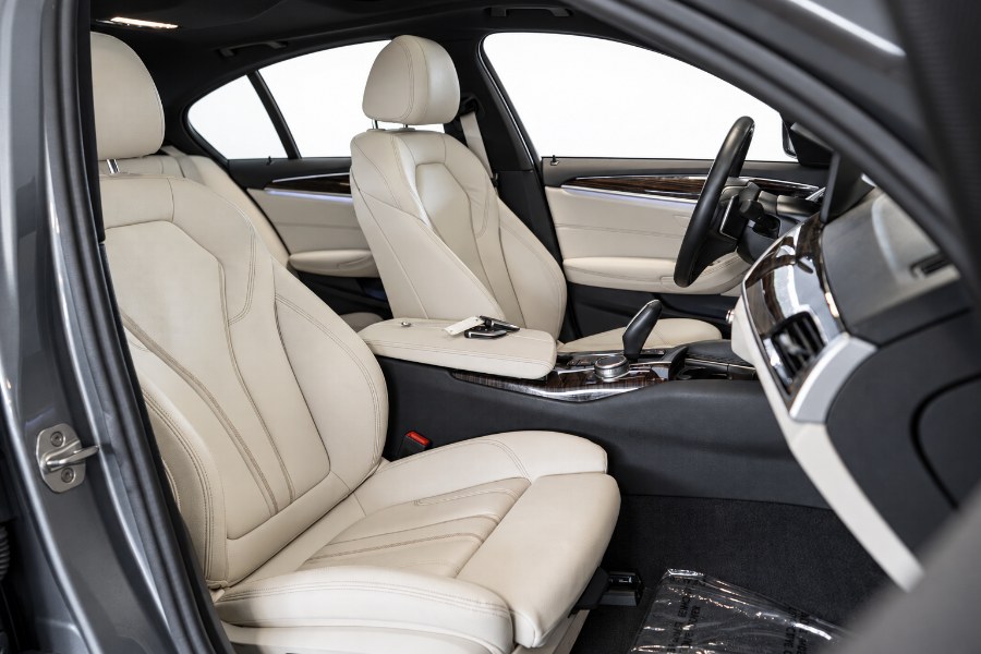 2023 BMW 5 Series 540i - Photo 15