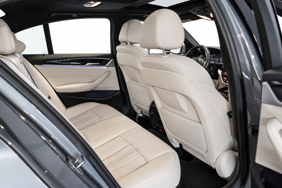 2023 BMW 5 Series 540i - Photo 16