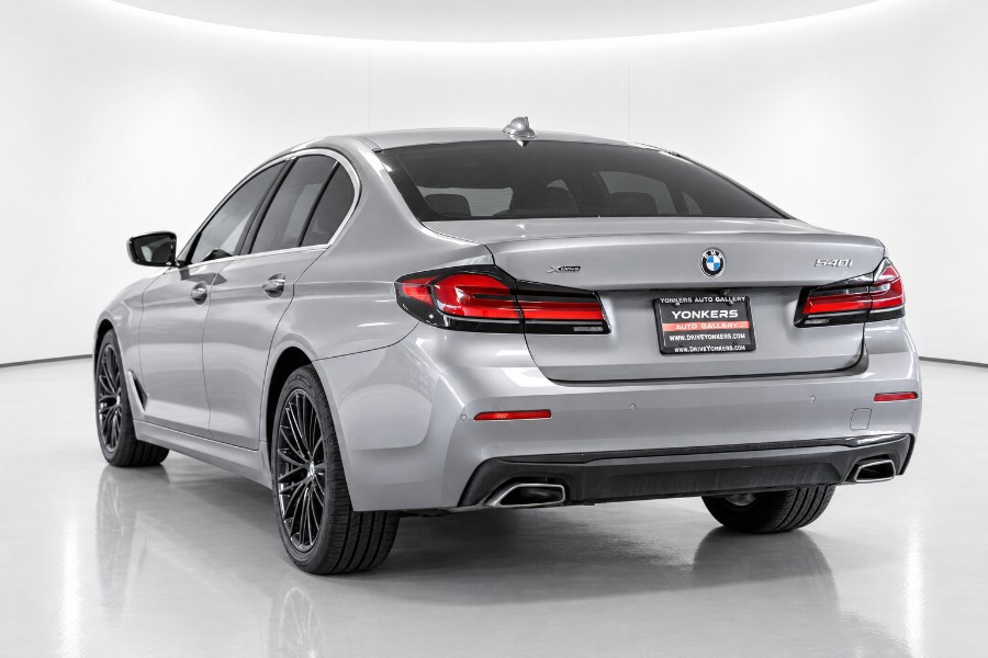 2023 BMW 5 Series 540i - Photo 8