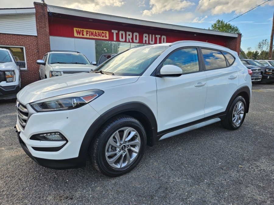 2017 Hyundai Tucson SE AWD, available for sale in East Windsor, Connecticut | Toro Auto. East Windsor, Connecticut