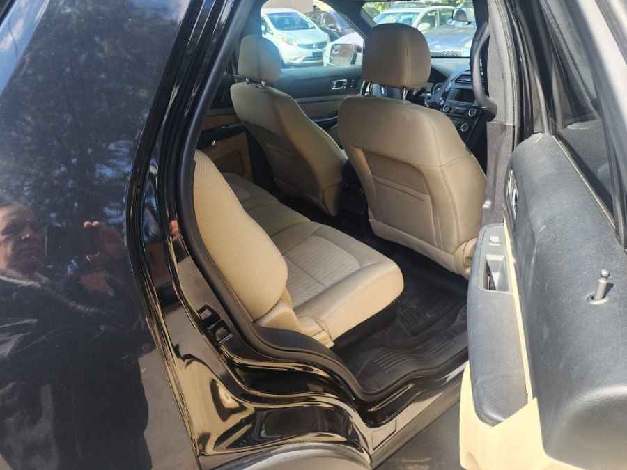 2017 Ford Explorer Base - Photo 7