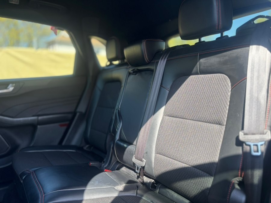 2025 Ford Escape ST-Line - Photo 7