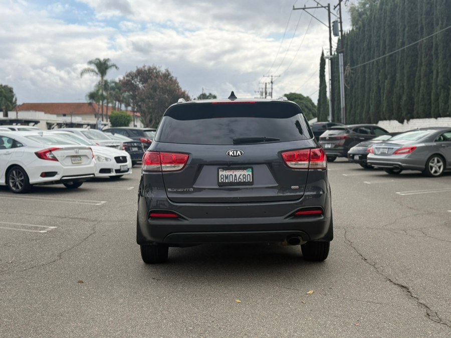 2016 Kia Sorento LX - Photo 4