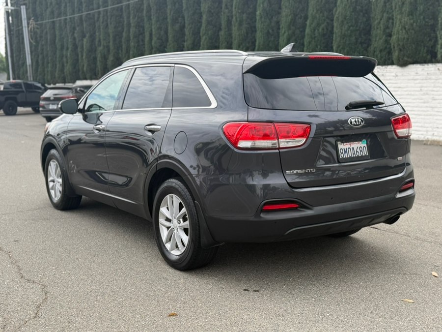2016 Kia Sorento LX - Photo 5