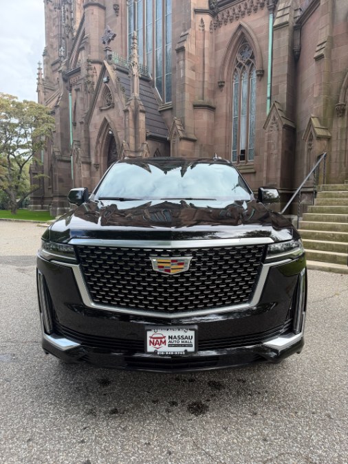 Cadillac Escalade 4WD 4dr Premium Luxury - Image 2