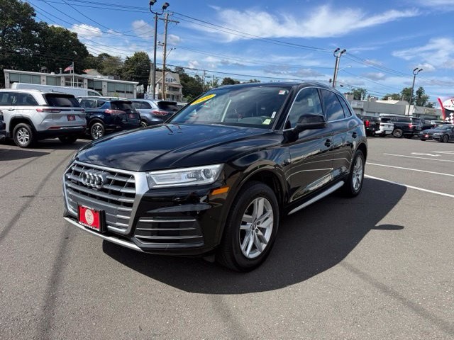 Used 2020 Audi Q5 in Stratford, Connecticut | Wiz Leasing Inc. Stratford, Connecticut