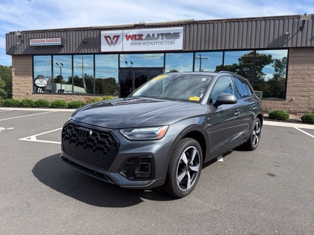 Used 2022 Audi Q5 in Stratford, Connecticut | Wiz Leasing Inc. Stratford, Connecticut